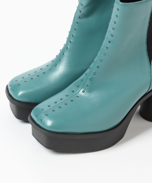 PAGEBOY（ページボーイ）の「ヘビーソールスタッズブーツ（ブーツ・レディース・パイソン/ブラック/ターコイズブルー・L/M）」の21枚目の写真