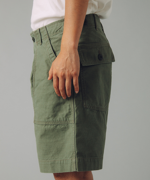 JOURNAL STANDARD（ジャーナルスタンダード）の「【VSシリーズ】ベイカー バルーン ショートパンツ（カーゴパンツ・メンズ・カーキ・MEDIUM/LARGE）」の10枚目の写真