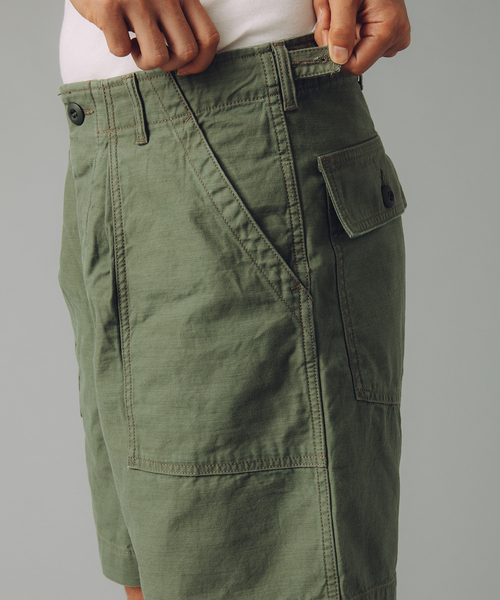 JOURNAL STANDARD（ジャーナルスタンダード）の「【VSシリーズ】ベイカー バルーン ショートパンツ（カーゴパンツ・メンズ・カーキ・MEDIUM/LARGE）」の17枚目の写真