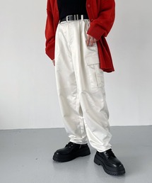 レザー加工カーゴパンツ