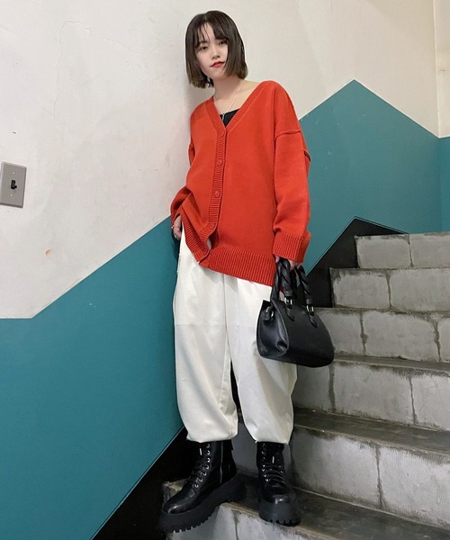 PAGEBOY（ページボーイ）の「レザー加工カーゴパンツ（カーゴパンツ・レディース・ブラック/オフホワイト/ブルー系その他・FREE）」の17枚目の写真