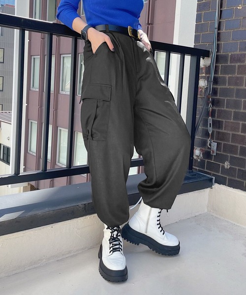 PAGEBOY（ページボーイ）の「レザー加工カーゴパンツ（カーゴパンツ・レディース・ブラック/オフホワイト/ブルー系その他・FREE）」の13枚目の写真