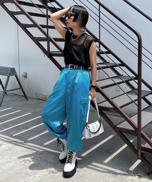 PAGEBOY（ページボーイ）の「レザー加工カーゴパンツ（カーゴパンツ・レディース・ブラック/オフホワイト/ブルー系その他・FREE）」の22枚目の写真