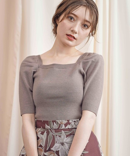 NOELA（ノエラ）の「ウォッシャブルパワショルニット（ニット/セーター・レディース・ブラック/オフホワイト/イエロー/ボルドー/モカ・フリー）」の4枚目の写真