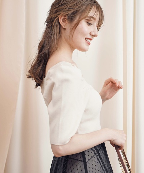 NOELA（ノエラ）の「ウォッシャブルパワショルニット（ニット/セーター・レディース・ブラック/オフホワイト/イエロー/ボルドー/モカ・フリー）」の16枚目の写真