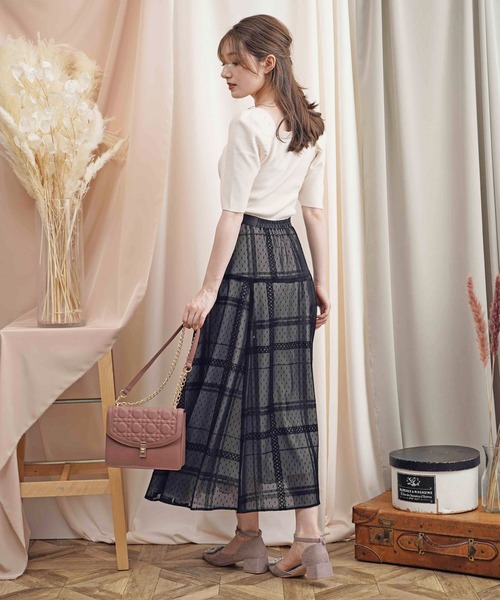 NOELA（ノエラ）の「ウォッシャブルパワショルニット（ニット/セーター・レディース・ブラック/オフホワイト/イエロー/ボルドー/モカ・フリー）」の19枚目の写真