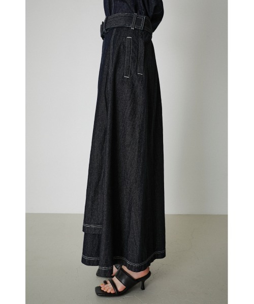 AZUL by moussy（アズールバイマウジー）の「WRAP FLARE DENIM SKIRT/ラップフレアーデニムスカート（デニムスカート・レディース・ワンウォッシュ/ブラック・MEDIUM/SMALL）」の16枚目の写真