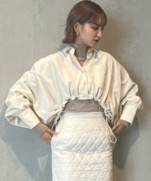 rienda（リエンダ）の「クロップドミリタリーシャツトップス（シャツ/ブラウス・レディース・ブラック/カーキ/アイボリー・FREE）」の21枚目の写真