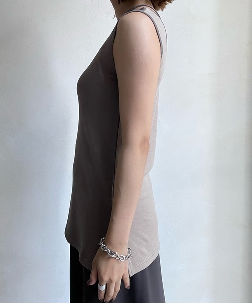 DouDou（ドゥドゥ）の「AW 配色2WAYタンク（タンクトップ・レディース・ブラック/ベージュ/オフホワイト・FREE）」の21枚目の写真