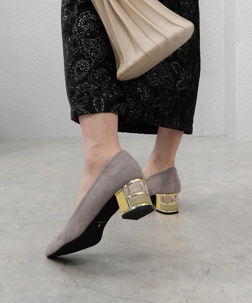 alala(アララ)の「ブロックヒールポインテッド(パンプス・レディース・ブラック/パープル/オレンジ/グレイッシュベージュ/グリーン/アイボリー系1/ブラック系1・S/M/L/LL)」の9枚目の写真