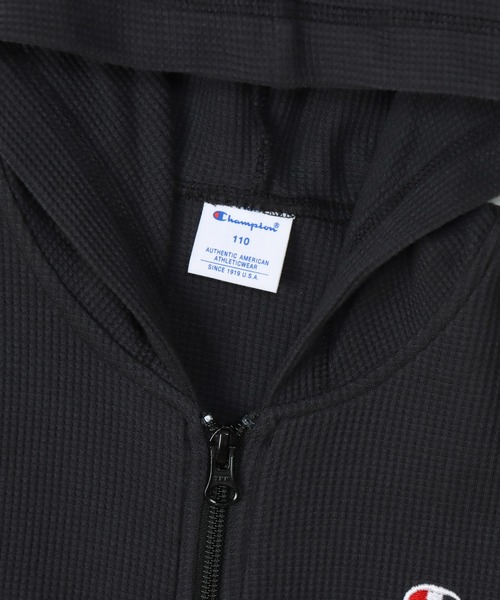 Champion（チャンピオン）の「【Champion/チャンピオン】キッズ ベーシック ジップフーデッドシャツ（パーカー・キッズ・ベージュ/ブラック/チャコール/オフホワイト/ネイビー・120/140/100/130/160/150/110）」の16枚目の写真