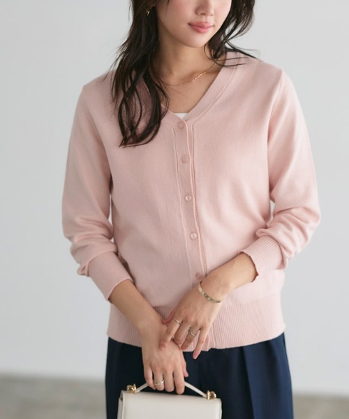 Pierrot（ピエロ）の「プレミアムカシミヤタッチカーディガン（カーディガン/ボレロ・レディース・ブラック/ピンク/アイボリー/モカ/オレンジ系その他/ロイヤルブルー/ネイビー/チャコール/ブルー/ブラウン/ライトグレー/ベビーピンク/グリーン系その他/ブルー系その他/ブラウン系・M/L/LL/3L）」の14枚目の写真