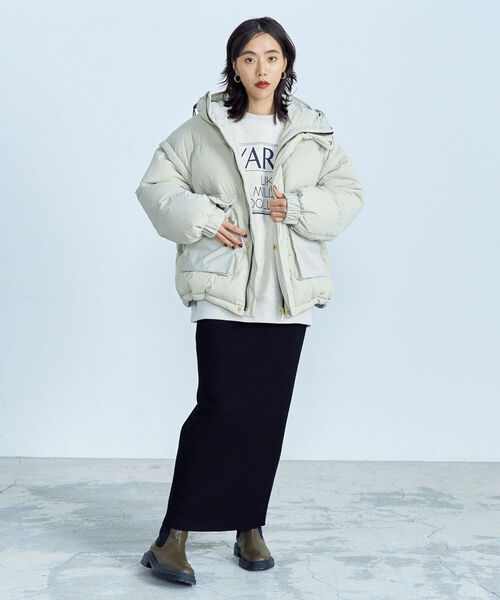 fredy emue（フレディエミュ）の「オーバーサイズダウンコート（ダウンジャケット/コート・レディース・ライトグレー/ブラック/パープル/ブラウン・38）」の20枚目の写真