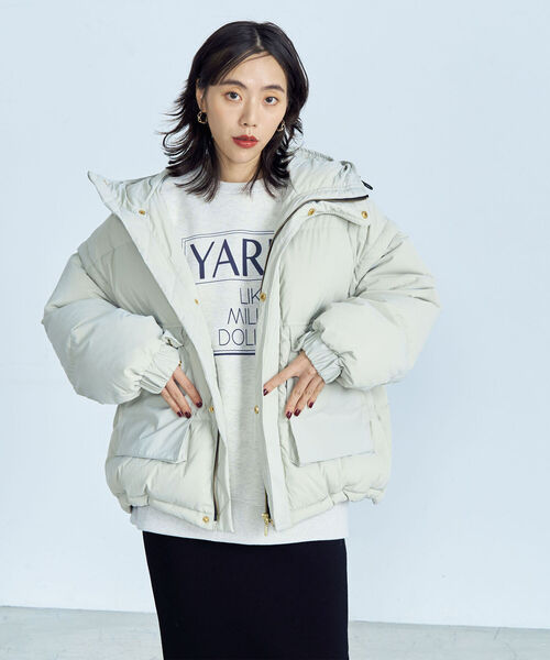 fredy emue（フレディエミュ）の「オーバーサイズダウンコート（ダウンジャケット/コート・レディース・ライトグレー/ブラック/パープル/ブラウン・38）」の21枚目の写真