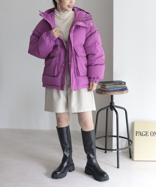 fredy emue（フレディエミュ）の「オーバーサイズダウンコート（ダウンジャケット/コート・レディース・ライトグレー/ブラック/パープル/ブラウン・38）」の9枚目の写真