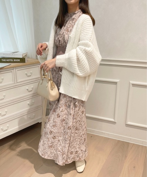 apres jour(アプレジュール)の「起毛畦ニットカーディガン【ZOZOTOWN限定アイテム】(カーディガン/ボレロ・レディース・オフホワイト/サックスブルー/ピンク/アイボリー・フリー/X-LARGE)」の13枚目の写真