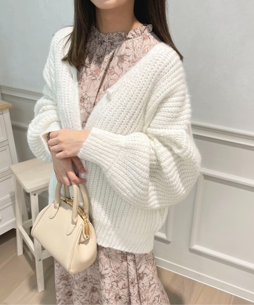 apres jour(アプレジュール)の「起毛畦ニットカーディガン【ZOZOTOWN限定アイテム】(カーディガン/ボレロ・レディース・オフホワイト/サックスブルー/ピンク/アイボリー・フリー/X-LARGE)」の10枚目の写真