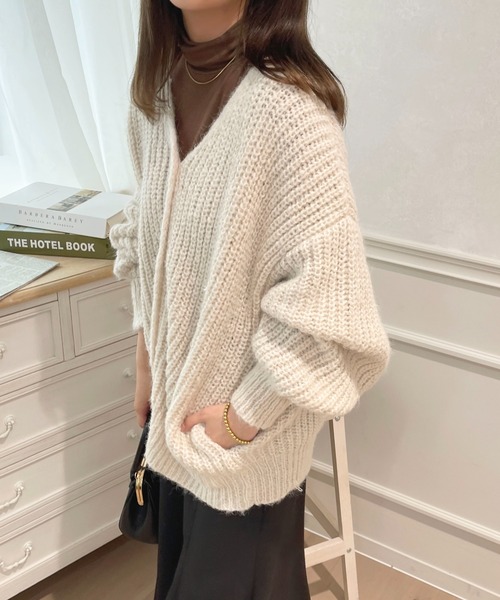 apres jour(アプレジュール)の「起毛畦ニットカーディガン【ZOZOTOWN限定アイテム】(カーディガン/ボレロ・レディース・オフホワイト/サックスブルー/ピンク/アイボリー・フリー/X-LARGE)」の17枚目の写真