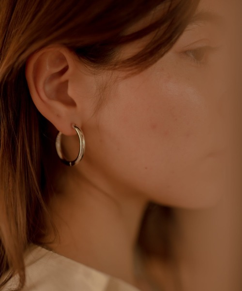 novice(ノーヴィス)の「【novice】Ring Hoop Pierce(ピアス(両耳用)・レディース・シルバー/ゴールド・FREE)」の11枚目の写真