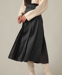 Cheek | 切り替えフレアスカート(スカート)