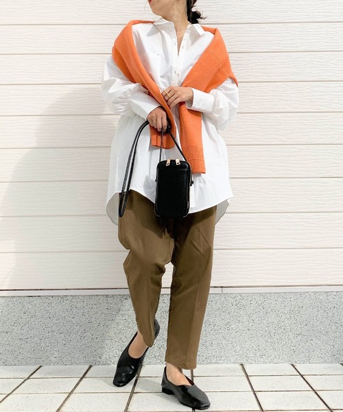 Q（キュー）の「ギャザースリーブビッグシャツ（シャツ/ブラウス・レディース・アイボリー・MEDIUM）」の2枚目の写真