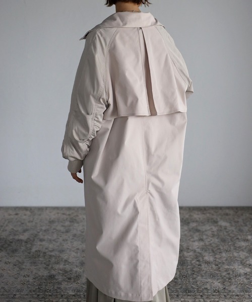 r.（アールドット）の「異素材MIX スタンドカラーミリタリーコート（ミリタリージャケット・レディース・ブラック/カーキ/グレイッシュベージュ/キナリ・FREE）」の7枚目の写真