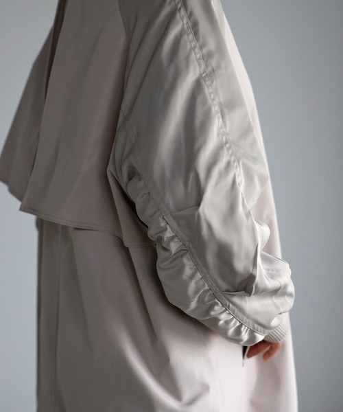 r.（アールドット）の「異素材MIX スタンドカラーミリタリーコート（ミリタリージャケット・レディース・ブラック/カーキ/グレイッシュベージュ/キナリ・FREE）」の12枚目の写真