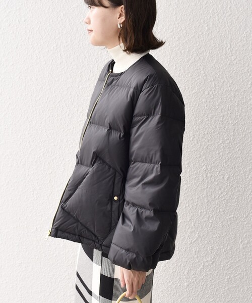 美品　パラスパレス　ノーカラーダウン 250910t-12_1.jpg