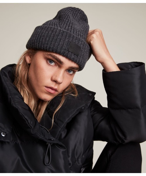 ALLSAINTS(オールセインツ)の「FARREN BEANIE | FARREN ビーニー(ニットキャップ/ビーニー・レディース・チャコールグレー・ONE SIZE)」の1枚目の写真
