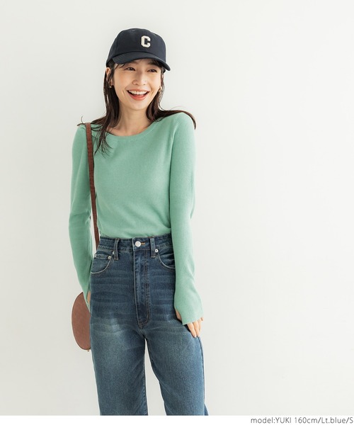 coca(coca)(コカ)の「中肉厚クルーネックリブニット(ニット/セーター・レディース・ベージュ/ライトブルー・S/M/L)」の4枚目の写真