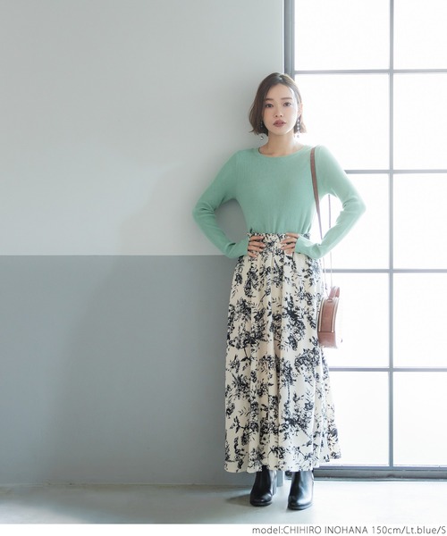coca(coca)(コカ)の「中肉厚クルーネックリブニット(ニット/セーター・レディース・ベージュ/ライトブルー・S/M/L)」の8枚目の写真