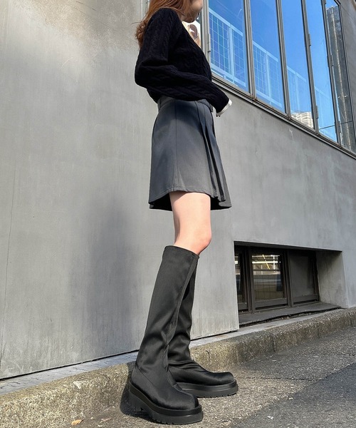 INGNI(イング)の「配色/胸刺しゅうケーブルニット(ニット/セーター・レディース・ブラック系その他2/アイボリー系3/ブルー系3・M)」の13枚目の写真