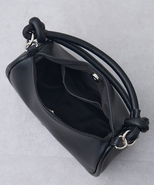 Kastane（カスタネ）の「【新色追加】ワンハンドルミニBAG（ハンドバッグ・レディース・シルバー/ブラック/ブラウン/レッド/アイボリー/サックスブルー・FREE）」の14枚目の写真