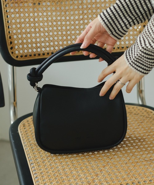 Kastane（カスタネ）の「【新色追加】ワンハンドルミニBAG（ハンドバッグ・レディース・シルバー/ブラック/ブラウン/レッド/アイボリー/サックスブルー・FREE）」の13枚目の写真