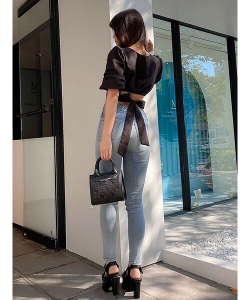 GYDA（ジェイダ）の「BACKリボン スクエアネックブラウス（シャツ/ブラウス・レディース・ブラック/オフホワイト・FREE）」の18枚目の写真