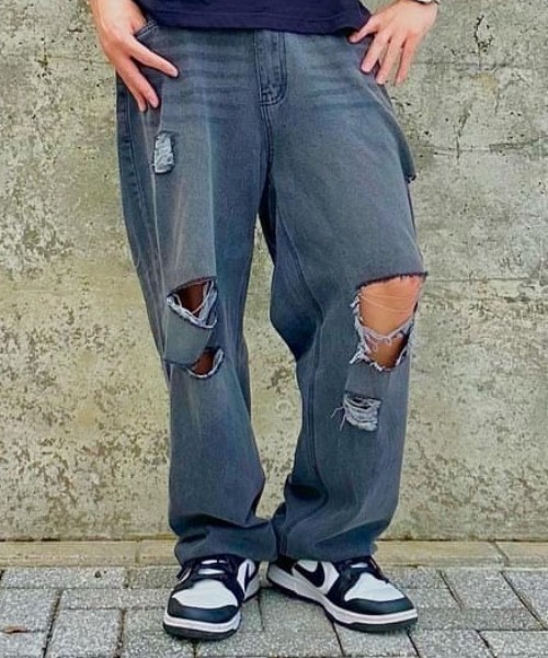 8(eight)(エイト)の「ダメージデニムワイドパンツ(デニムパンツ・メンズ・サックスブルー/ブラック/ブルー・MEDIUM/LARGE)」の1枚目の写真