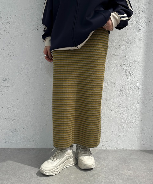 apres jour mignon（アプレジュールミニョン）の「ニットボーダーロングスカート【ZOZOTOWN限定アイテム】（スカート・レディース・ダークブラウン/ブラック系その他/グリーン系その他・X-LARGE/MEDIUM/SMALL）」の20枚目の写真