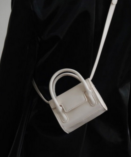 .KOM(ドットコム)の「『.KOM/ドットケーオーエム』2WAYレザーライクミニバッグ【Y】【CN】(ショルダーバッグ・レディース・ホワイト/グリーン/ブラック/ピンク・FREE)」の14枚目の写真