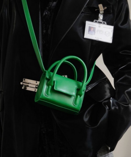 .KOM(ドットコム)の「『.KOM/ドットケーオーエム』2WAYレザーライクミニバッグ【Y】【CN】(ショルダーバッグ・レディース・ホワイト/グリーン/ブラック/ピンク・FREE)」の18枚目の写真