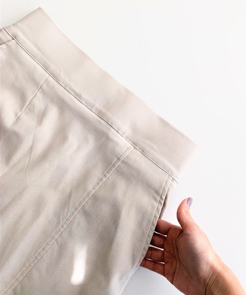 Q（キュー）の「ストレッチタイトスカート（スカート・レディース・ライトグレー/ライトグリーン/ネイビー・MEDIUM）」の8枚目の写真