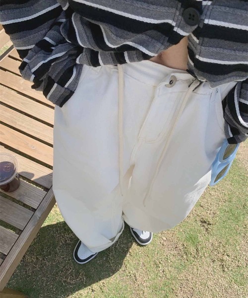 NANEA（ナネア）の「イージーワイドストレートパンツ　カラーパンツ（その他パンツ・レディース・サックスブルー/ピンク/ホワイト・ONE SIZE/SMALL/MEDIUM/LARGE/X-LARGE/XX-LARGE）」の9枚目の写真