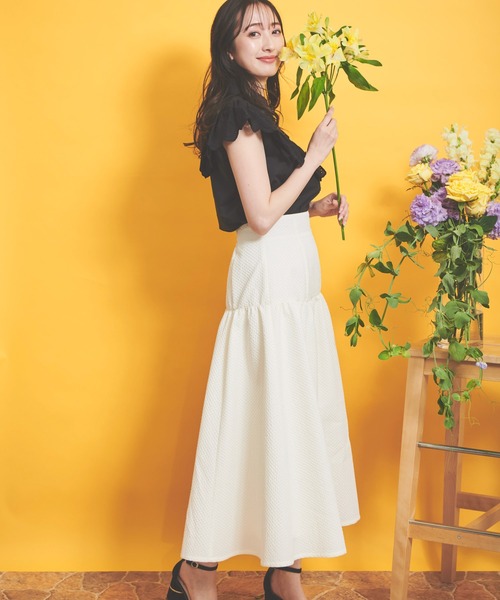 NOELA(ノエラ)の「エンボススカート(スカート・レディース・ブラック/ベージュ/オフホワイト・フリー)」の14枚目の写真