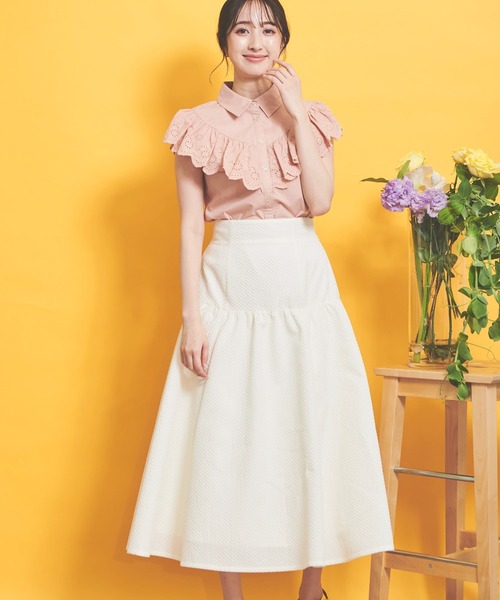 NOELA(ノエラ)の「エンボススカート(スカート・レディース・ブラック/ベージュ/オフホワイト・フリー)」の6枚目の写真