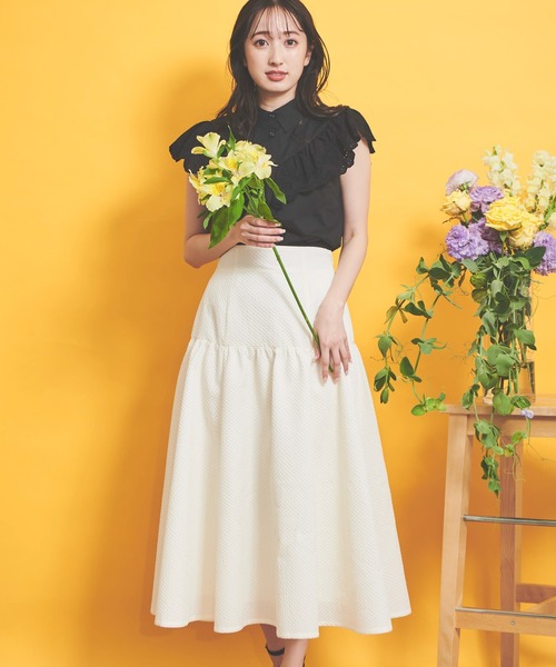 NOELA(ノエラ)の「エンボススカート(スカート・レディース・ブラック/ベージュ/オフホワイト・フリー)」の20枚目の写真