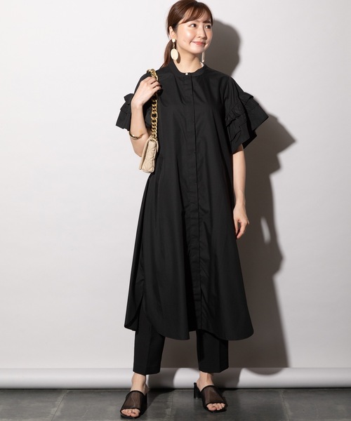 MHBG TOKYO(エムエイチビージートーキョー)の「フリルスリーブ シャツワンピース(シャツワンピース・レディース・ブラック/オフホワイト/ブルー・FREE)」の2枚目の写真