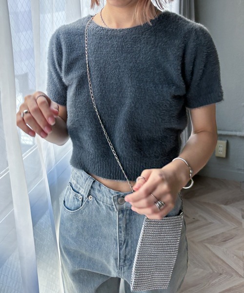 EPIMI E'PIMMY（エピミエピミー）の「【ハンドウォッシャブル】フェザーヤーンパフスリーブプルオーバー（ニット/セーター・レディース・ブルー/オフホワイト/グレー/ピンクベージュ・MEDIUM）」の2枚目の写真