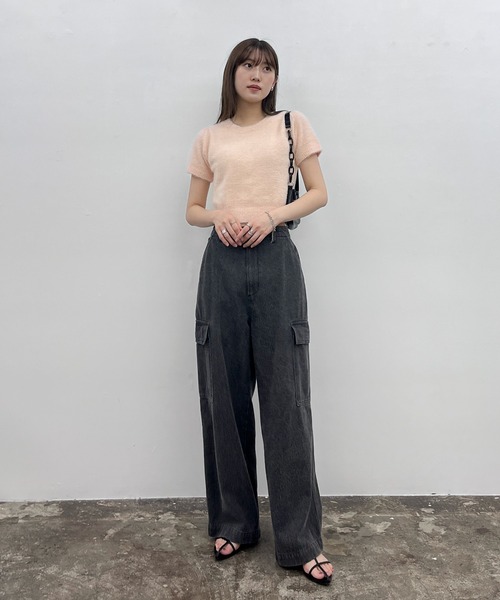 EPIMI E'PIMMY（エピミエピミー）の「【ハンドウォッシャブル】フェザーヤーンパフスリーブプルオーバー（ニット/セーター・レディース・ブルー/オフホワイト/グレー/ピンクベージュ・MEDIUM）」の9枚目の写真