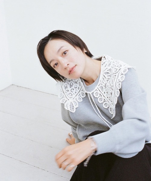 oblekt(オブレクト)の「【高山都×oblekt】SWEAT LIKE KNIT PO(ニット/セーター・レディース・グリーン/ホワイト/ネイビー/レッド/グレー・L/S)」の3枚目の写真
