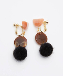 fur contrast earring
