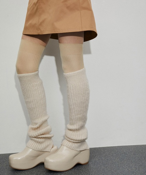 ADAM ET ROPE'(アダムエロペ)の「リブニーハイソックス(ソックス/靴下・レディース・キナリ/オリーブ/ブラック・FREE)」の7枚目の写真